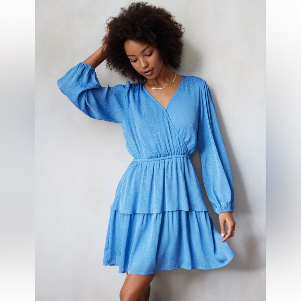 LC Lauren Conrad Blue Tiered Surplice Dress Size M